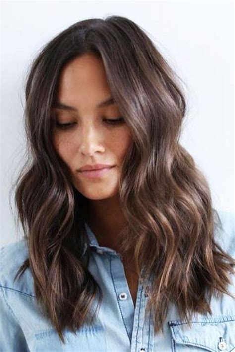 medium length hair brunette